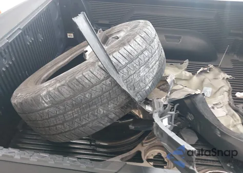 2019 Ram 1500 Classic Warlock 4X2 6'4 Box from USA, damaged, VIN 1C6RR6GT6KS676712